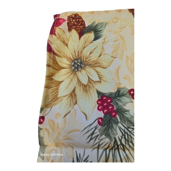 Vtg Christmas Holly Cloth Napkins 16x16 Gold Red Set of 4 Festive Table Decor - Picture 5 of 7